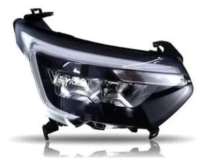 Reflektor przód prawy Master III Renault 260105567R